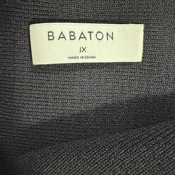 Babaton Ribbed One-Shoulder Crop Top - Picture 2 of 2